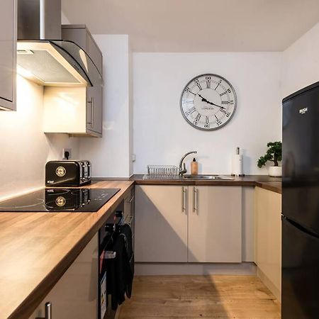 Liverpool City Centre - Fabulous 3 En-Suite Bedrooms - Sleeps 10 People Exterior photo